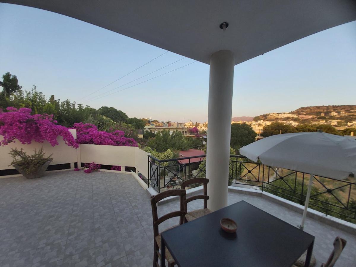 Bodikos Villas & Apartments Pitsidia Buitenkant foto
