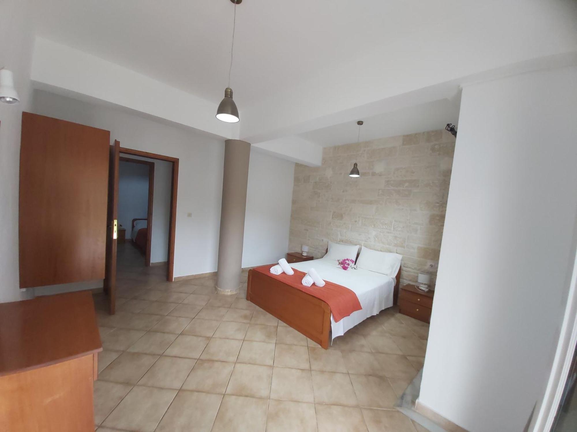Bodikos Villas & Apartments Pitsidia Buitenkant foto