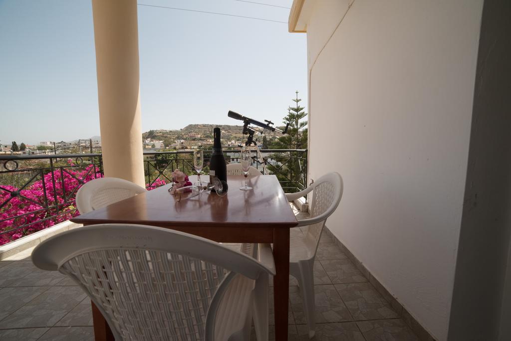 Bodikos Villas & Apartments Pitsidia Buitenkant foto